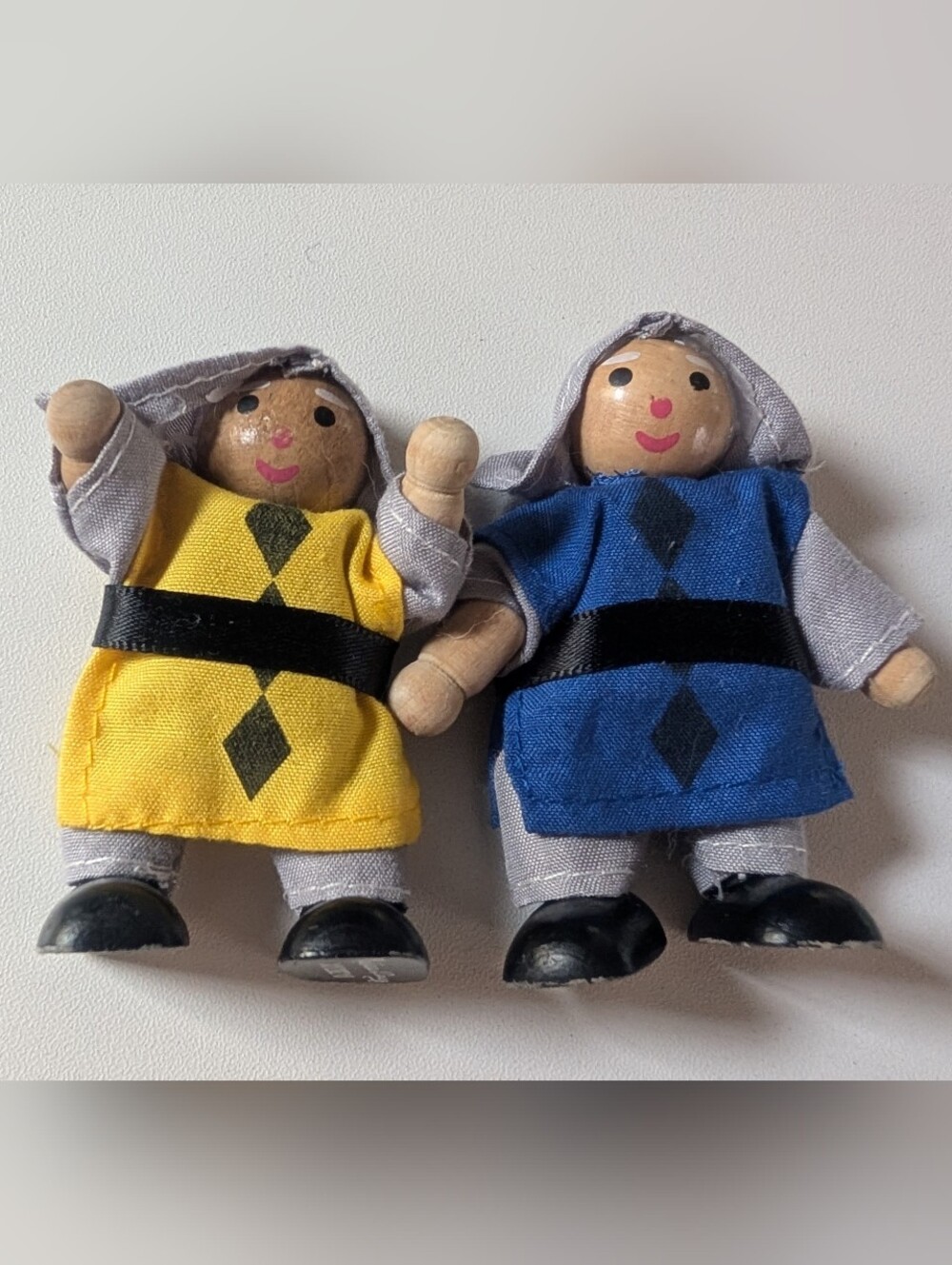 2 Of Melissa & Doug Medieval Castle Wooden Dollhouse Figures
